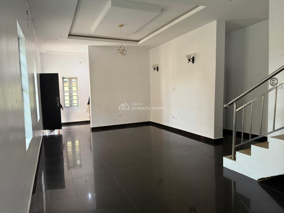 Exquisite 4 Bedroom Duplex, Ologolo, Lekki, Lagos, Semi-detached Duplex for Sale