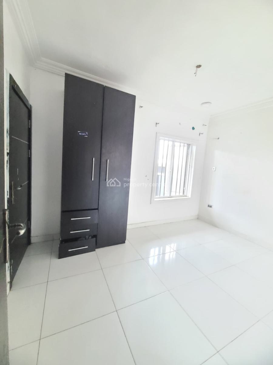 Sharp and Affordable Shared Apartment, Mobile Road, Ajah, Lagos, Flat / Apartment for Rent