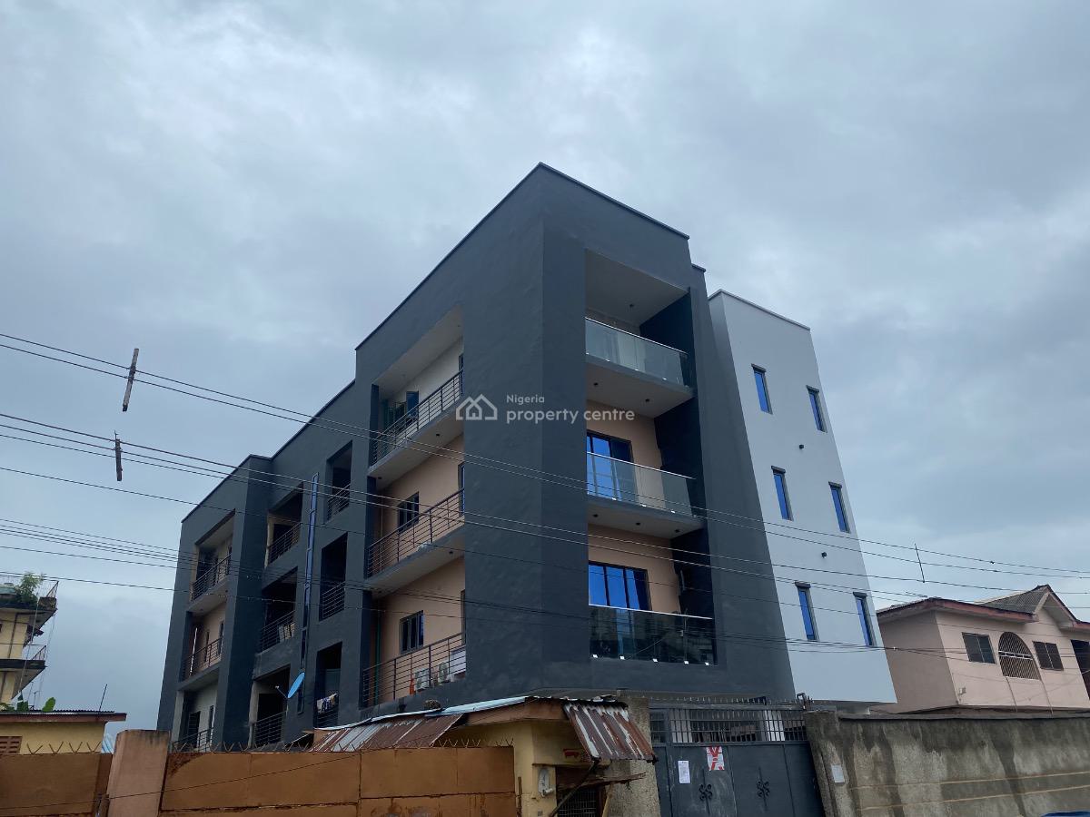Luxury 3 Bedroom Apartment, Ikeja, Lagos, Flat / Apartment for Sale