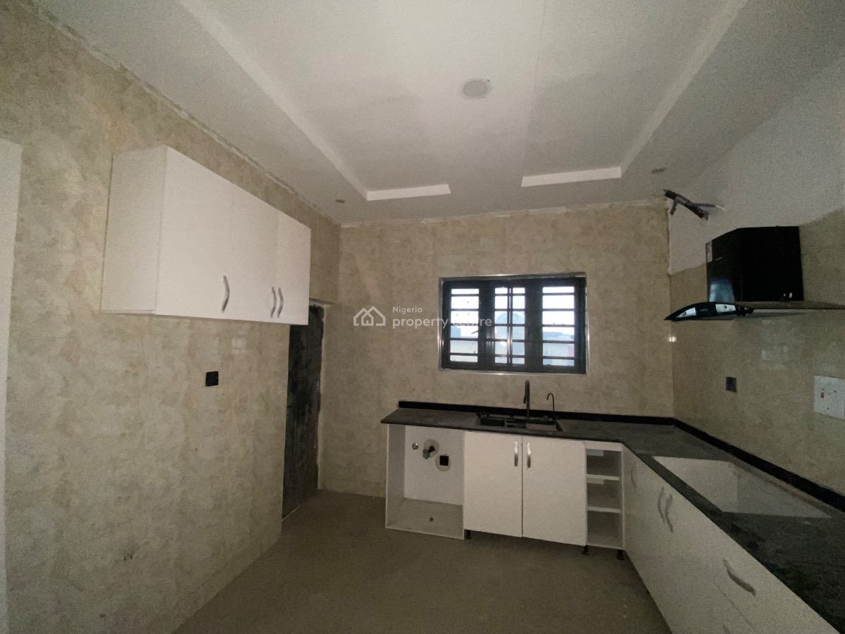Luxury 3 Bedroom Apartment, Ikeja, Lagos, Flat / Apartment for Sale