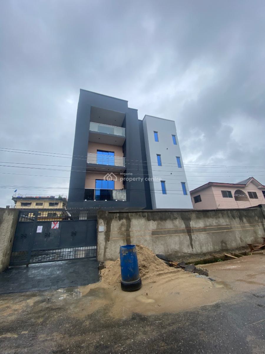Luxury 3 Bedroom Apartment, Ikeja, Lagos, Flat / Apartment for Sale