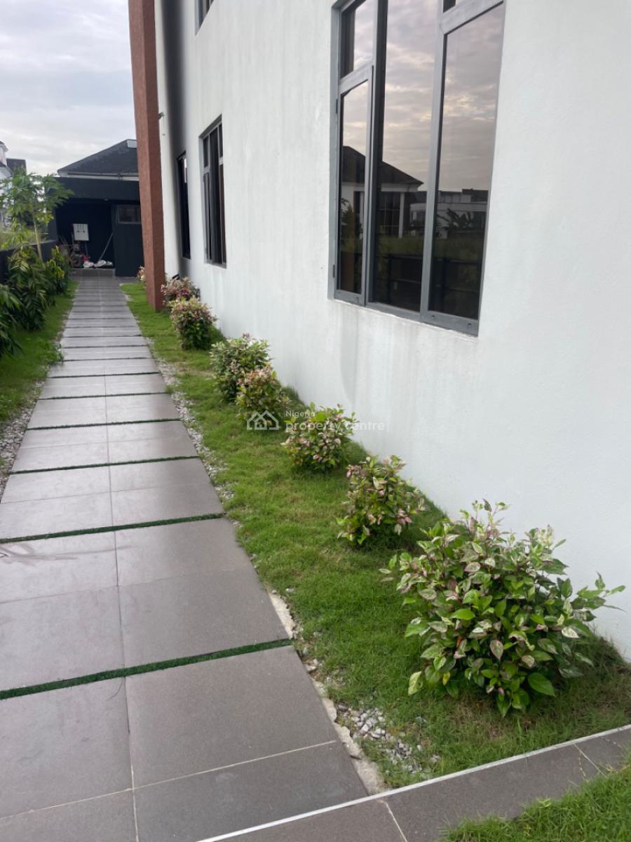 5bedroom Penthouse Duplex, Royal Garden Estate, Ajah, Lagos, Detached Duplex for Sale