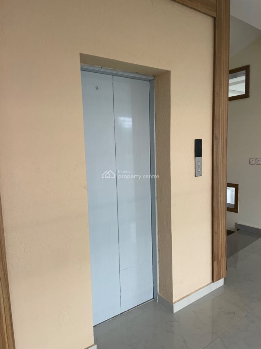 5bedroom Penthouse Duplex, Royal Garden Estate, Ajah, Lagos, Detached Duplex for Sale