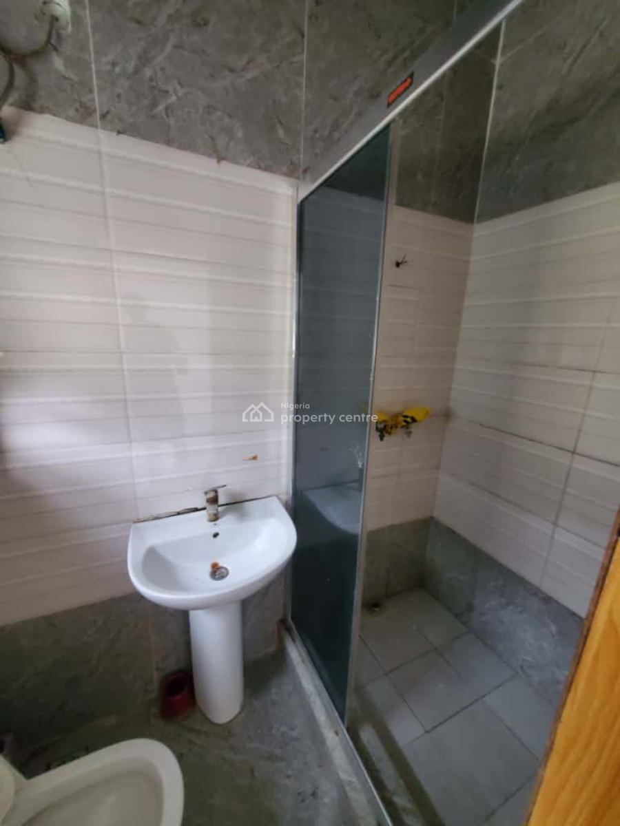 a Spacious Room, Chevron Drive Bera Estate, Lekki, Lagos, Self Contain (single Rooms) for Rent