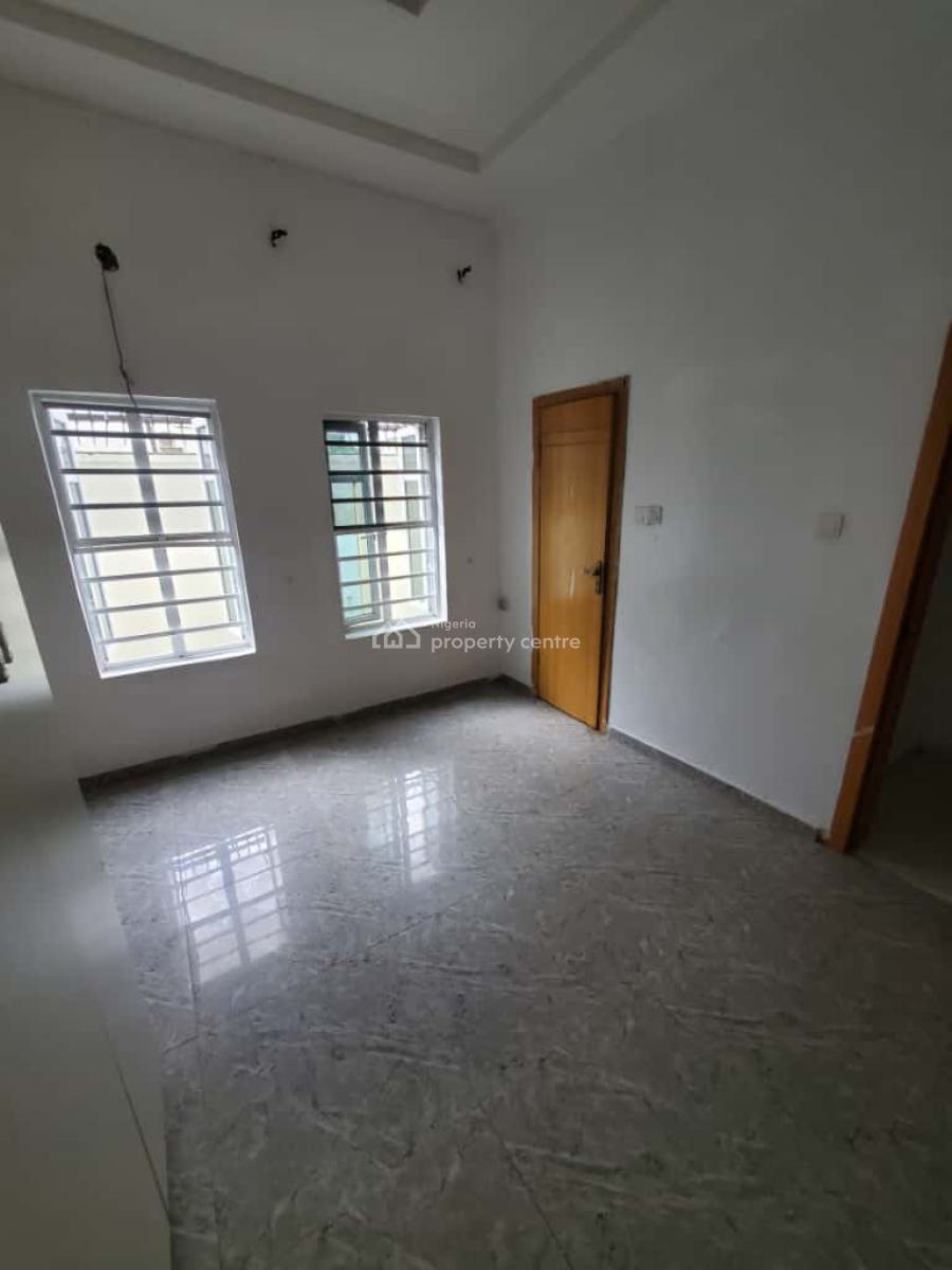 a Spacious Room, Chevron Drive Bera Estate, Lekki, Lagos, Self Contain (single Rooms) for Rent