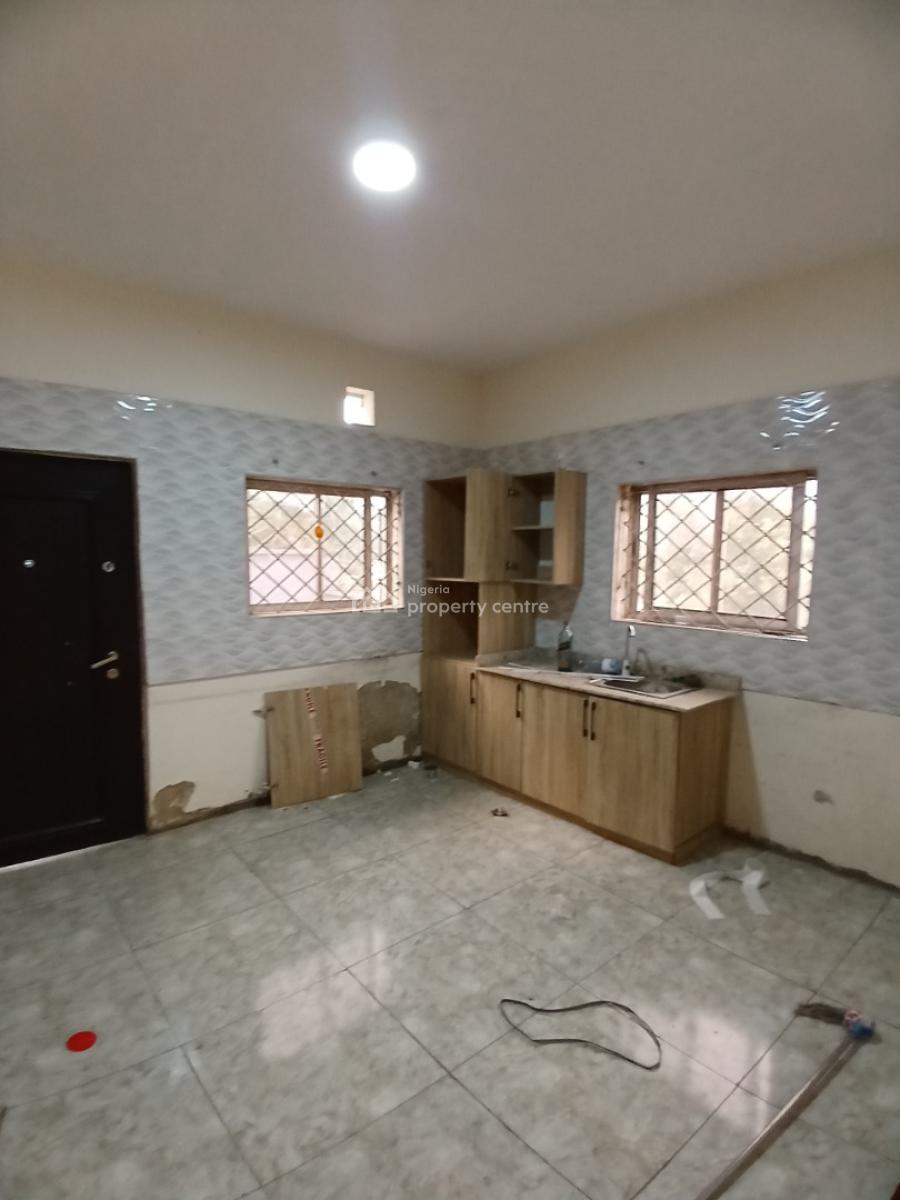 Well Renovated 5 Bedroom Fully Detached Mansion with 2 Room Bq, Diplomatic Zone, Asokoro District, Abuja, Detached Duplex for Rent