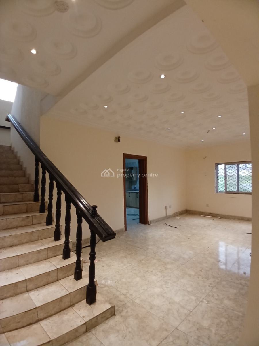 Well Renovated 5 Bedroom Fully Detached Mansion with 2 Room Bq, Diplomatic Zone, Asokoro District, Abuja, Detached Duplex for Rent
