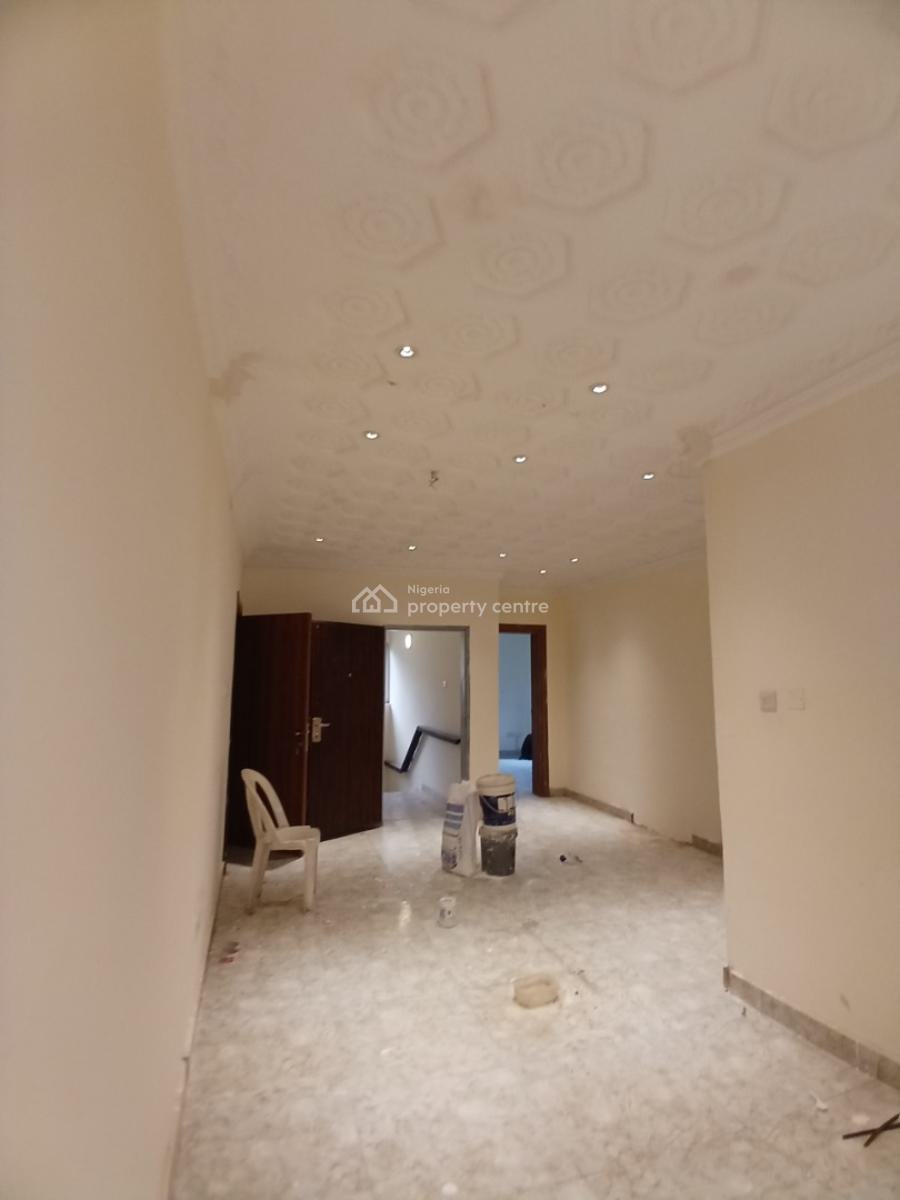 Well Renovated 5 Bedroom Fully Detached Mansion with 2 Room Bq, Diplomatic Zone, Asokoro District, Abuja, Detached Duplex for Rent
