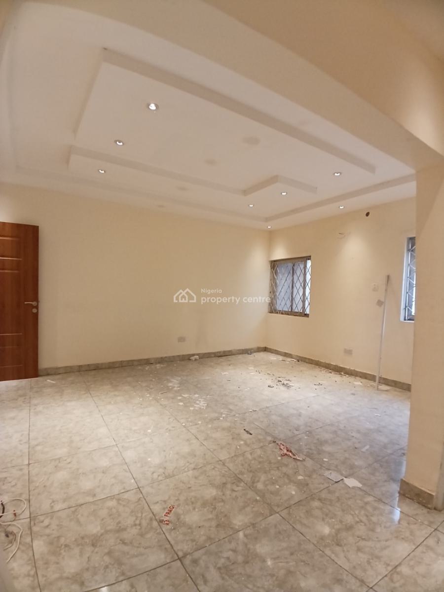Well Renovated 5 Bedroom Fully Detached Mansion with 2 Room Bq, Diplomatic Zone, Asokoro District, Abuja, Detached Duplex for Rent