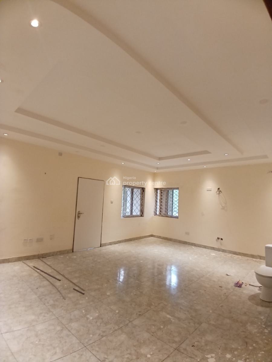 Well Renovated 5 Bedroom Fully Detached Mansion with 2 Room Bq, Diplomatic Zone, Asokoro District, Abuja, Detached Duplex for Rent