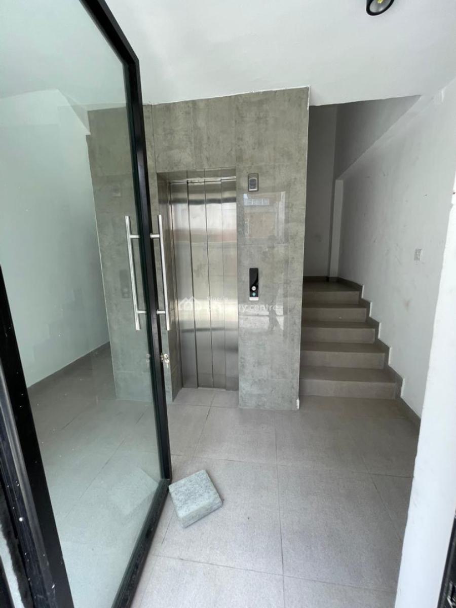 3 Bedroom Apartment with Bq, Pool and Gym, Lekki Phase 1, Lekki, Lagos, Flat / Apartment for Rent