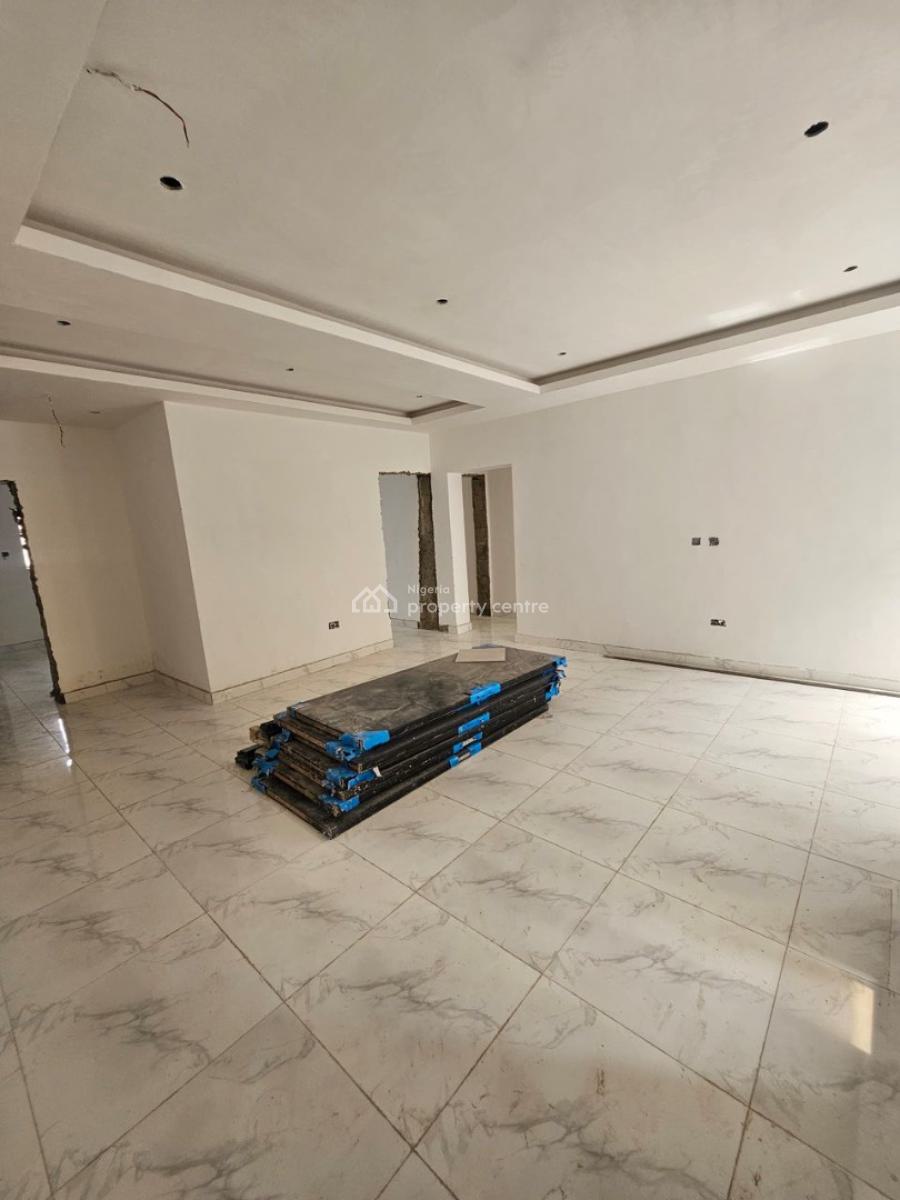 Exquisite Built 3 Bedroom Apartment with a Bq, Gbagada, Lagos, Flat / Apartment for Sale