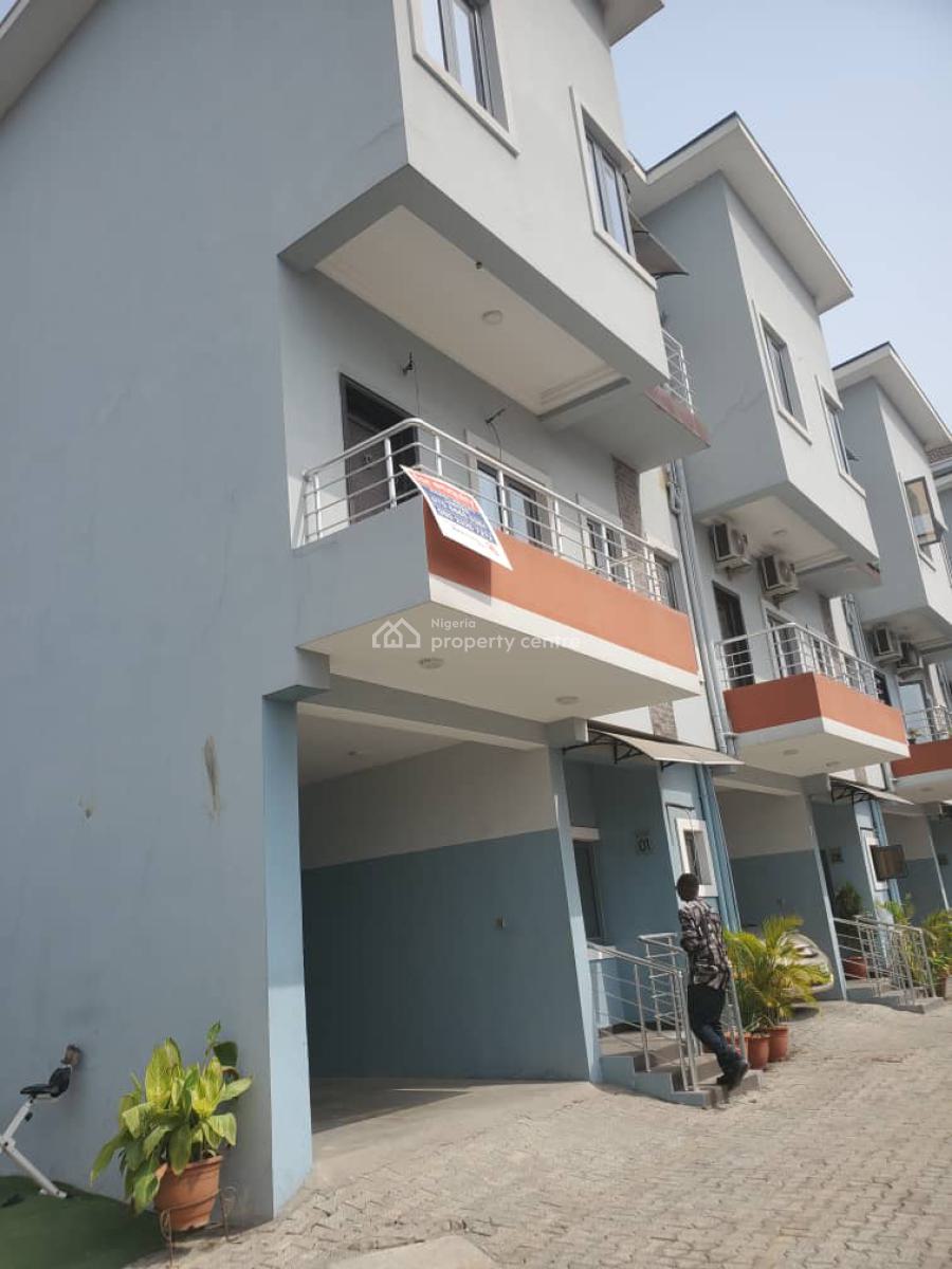 4bedroom Terrace Duplex with Bq, Osapa, Lekki, Lagos, Terraced Duplex for Sale