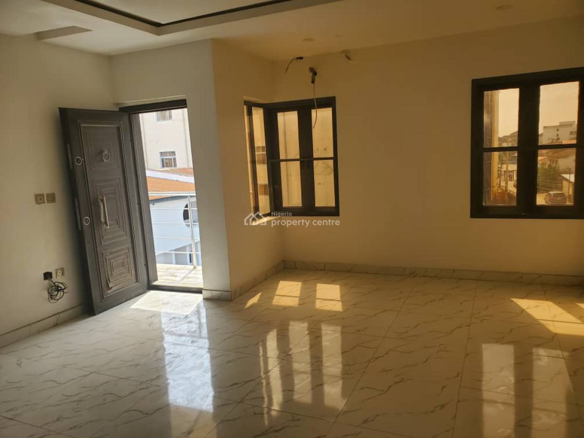 4bedroom Terrace Duplex with Bq, Osapa, Lekki, Lagos, Terraced Duplex for Sale