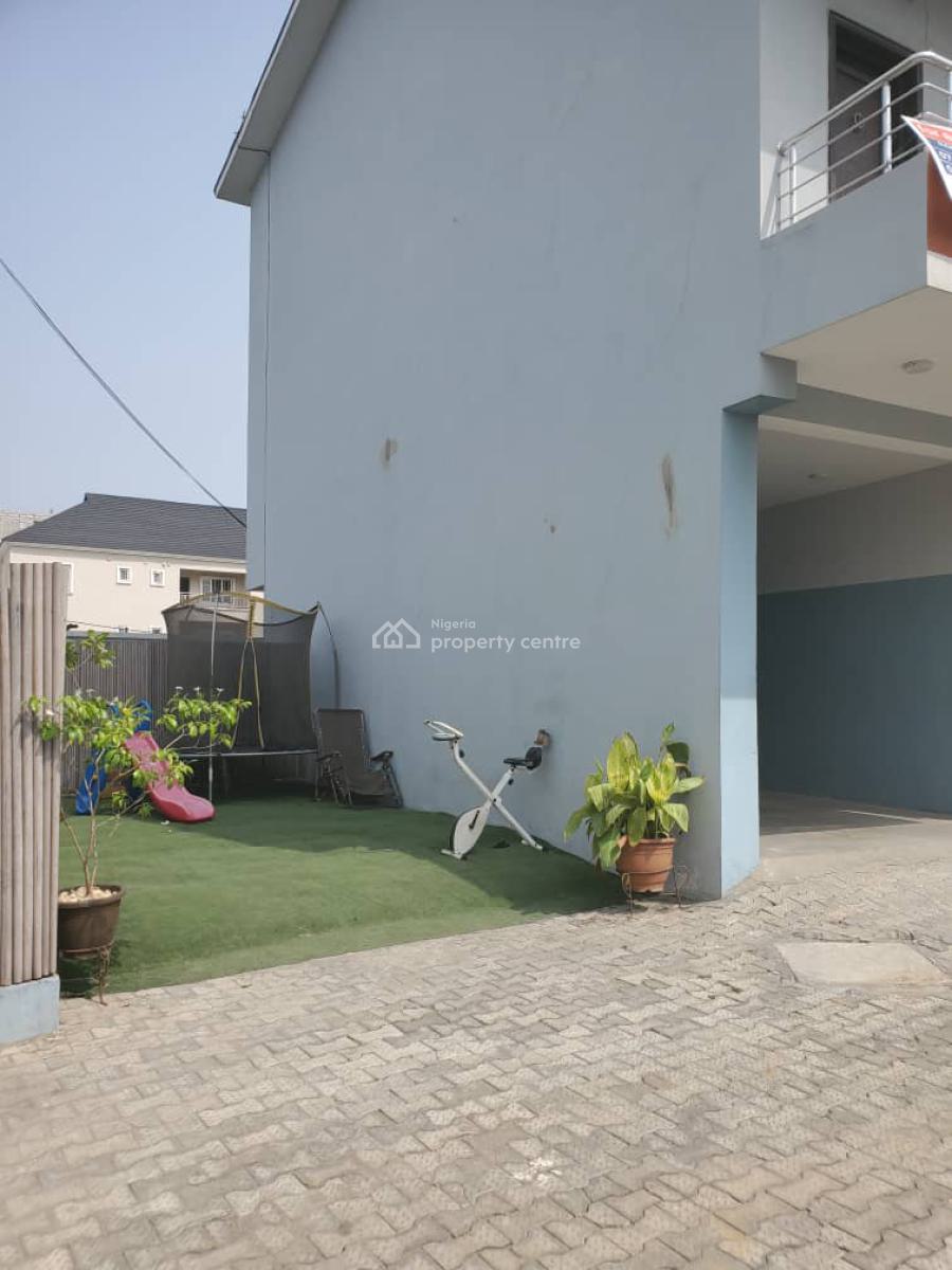 4bedroom Terrace Duplex with Bq, Osapa, Lekki, Lagos, Terraced Duplex for Sale