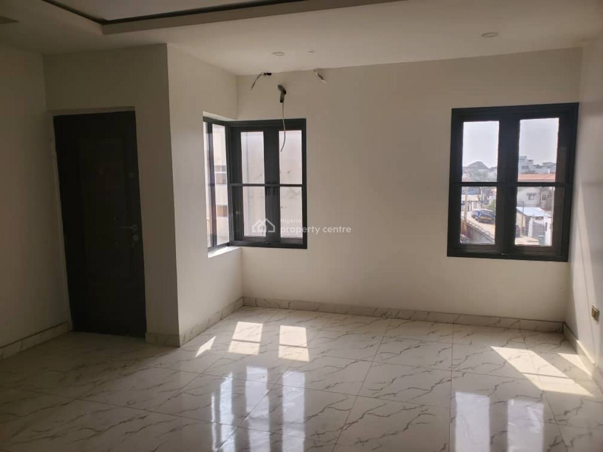 4bedroom Terrace Duplex with Bq, Osapa, Lekki, Lagos, Terraced Duplex for Sale