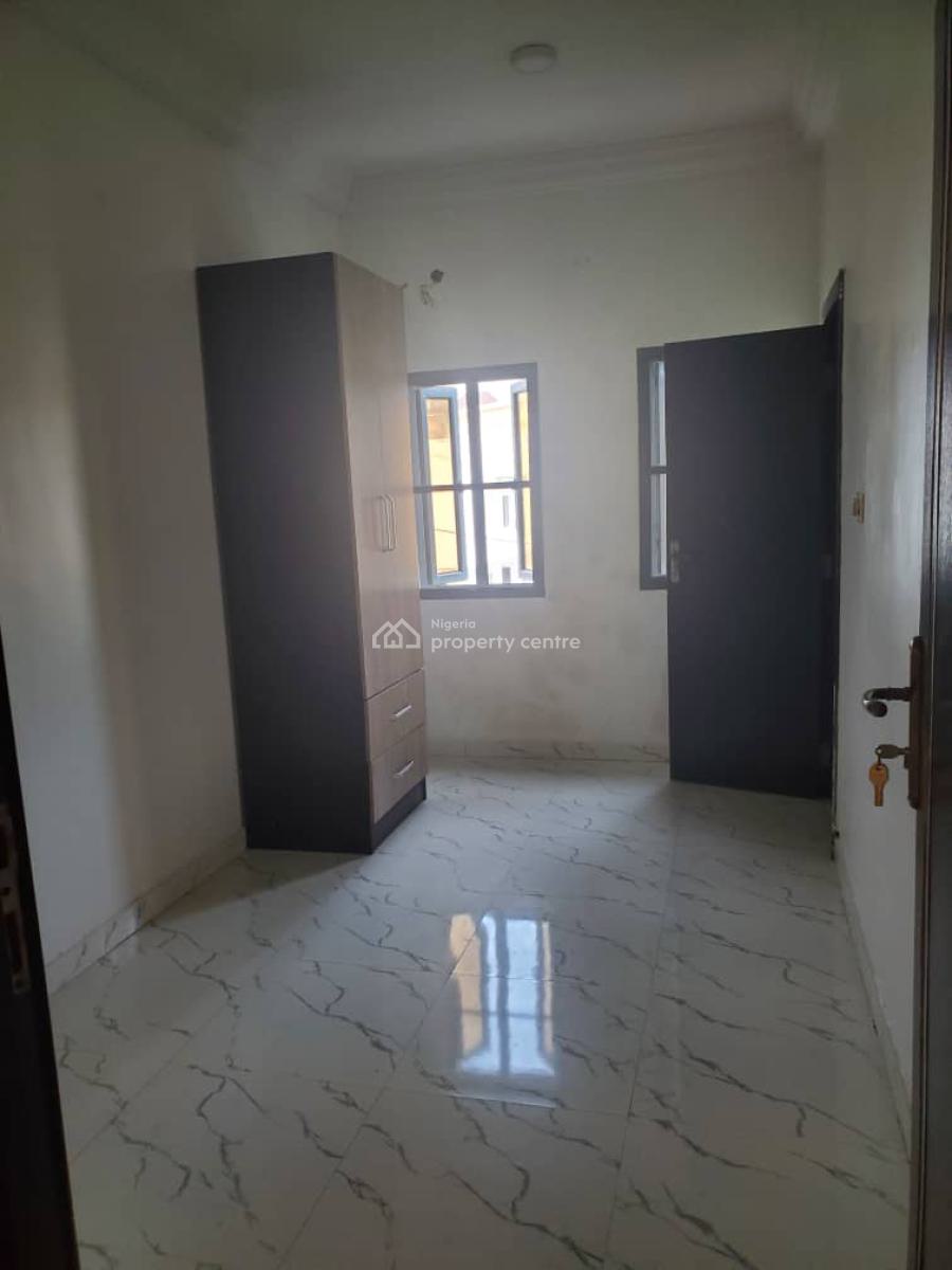 4bedroom Terrace Duplex with Bq, Osapa, Lekki, Lagos, Terraced Duplex for Sale