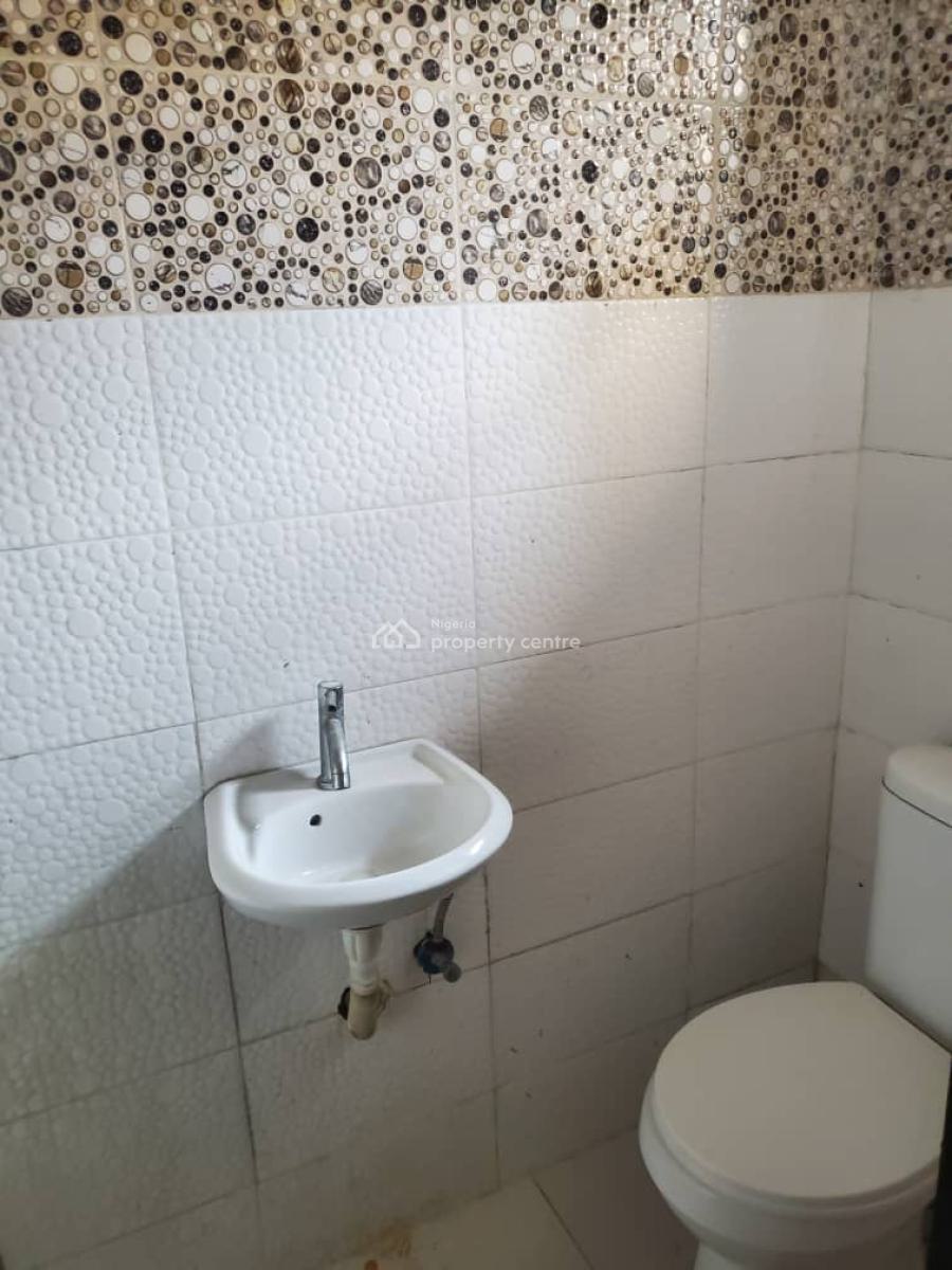 4bedroom Terrace Duplex with Bq, Osapa, Lekki, Lagos, Terraced Duplex for Sale