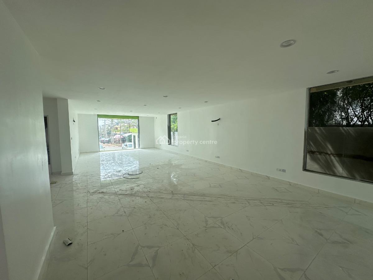 Strategically Located Shop/office Space, Wuse, Abuja, Plaza / Complex / Mall for Rent