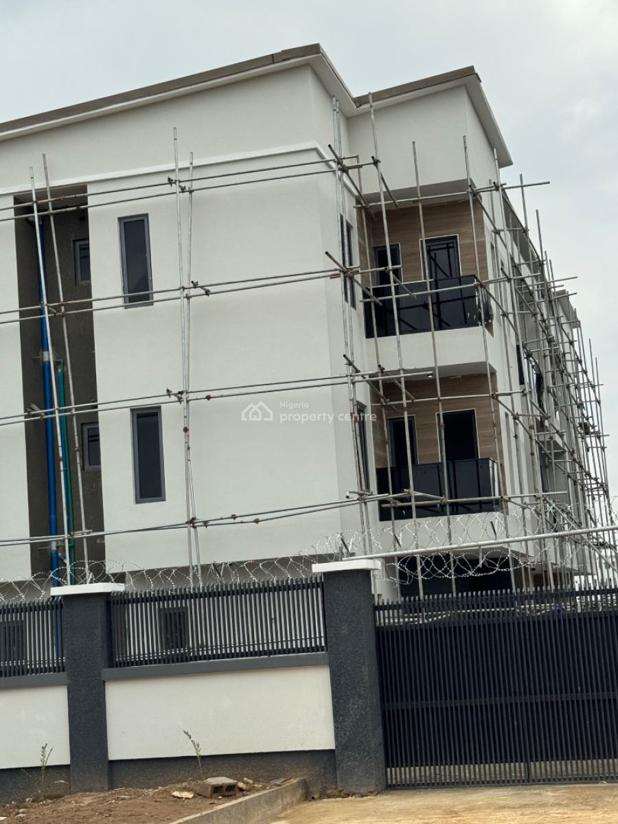Dont Miss Out on This  Brandnew Luxury 3 Bedroom Apartment Excellent, Dakibuyi, Wuye, Abuja, Flat / Apartment for Sale