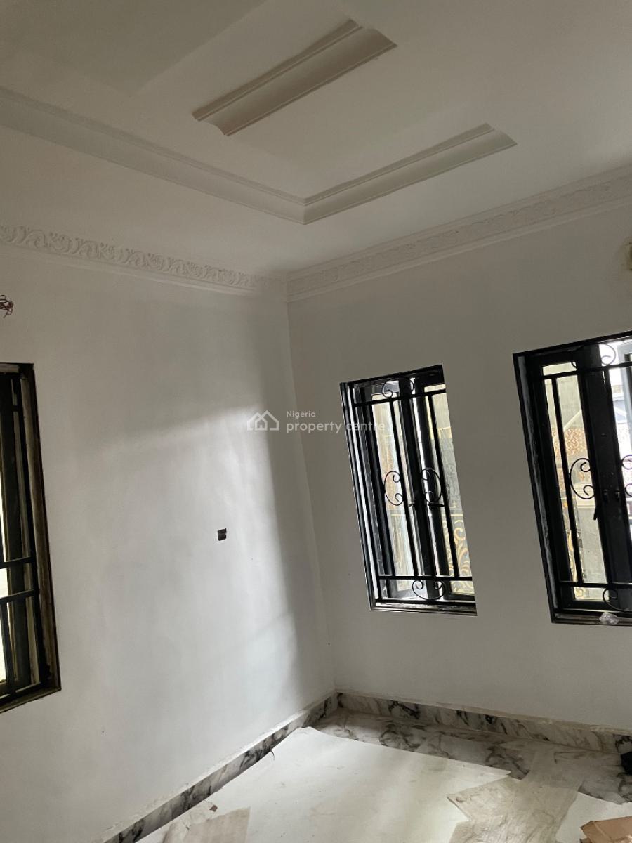 a Newly Renovated 2-bedroom Bungalow En-suite with Seprete Mater, Off Estate Road Alapere, Alapere, Ketu, Lagos, Flat / Apartment for Rent