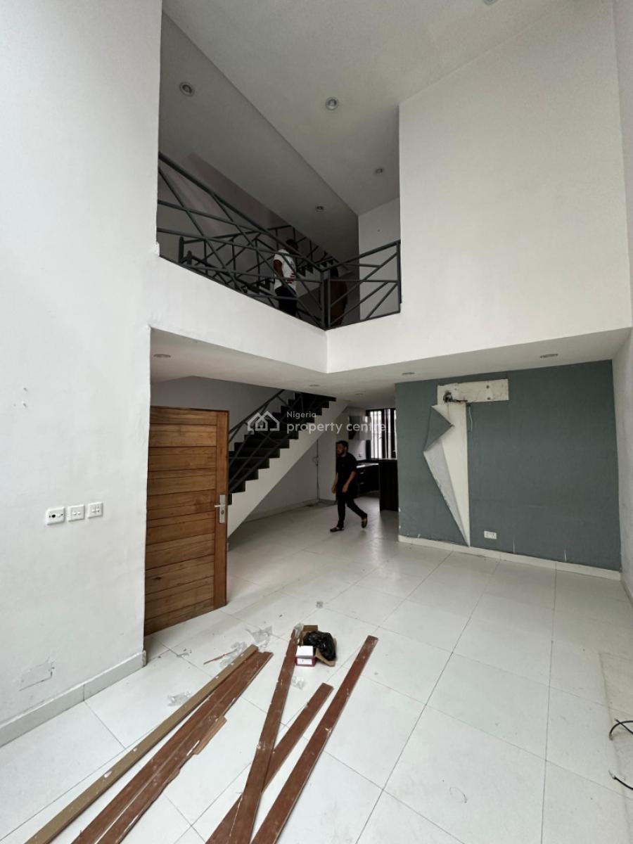 Well Finished Serviced 2 Bedroom Terrace with a Room Bq, Lekki Phase 1, Lekki, Lagos, Terraced Duplex for Rent