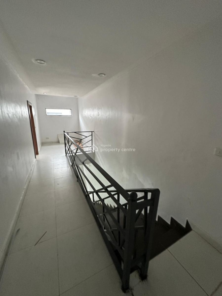 Well Finished Serviced 2 Bedroom Terrace with a Room Bq, Lekki Phase 1, Lekki, Lagos, Terraced Duplex for Rent