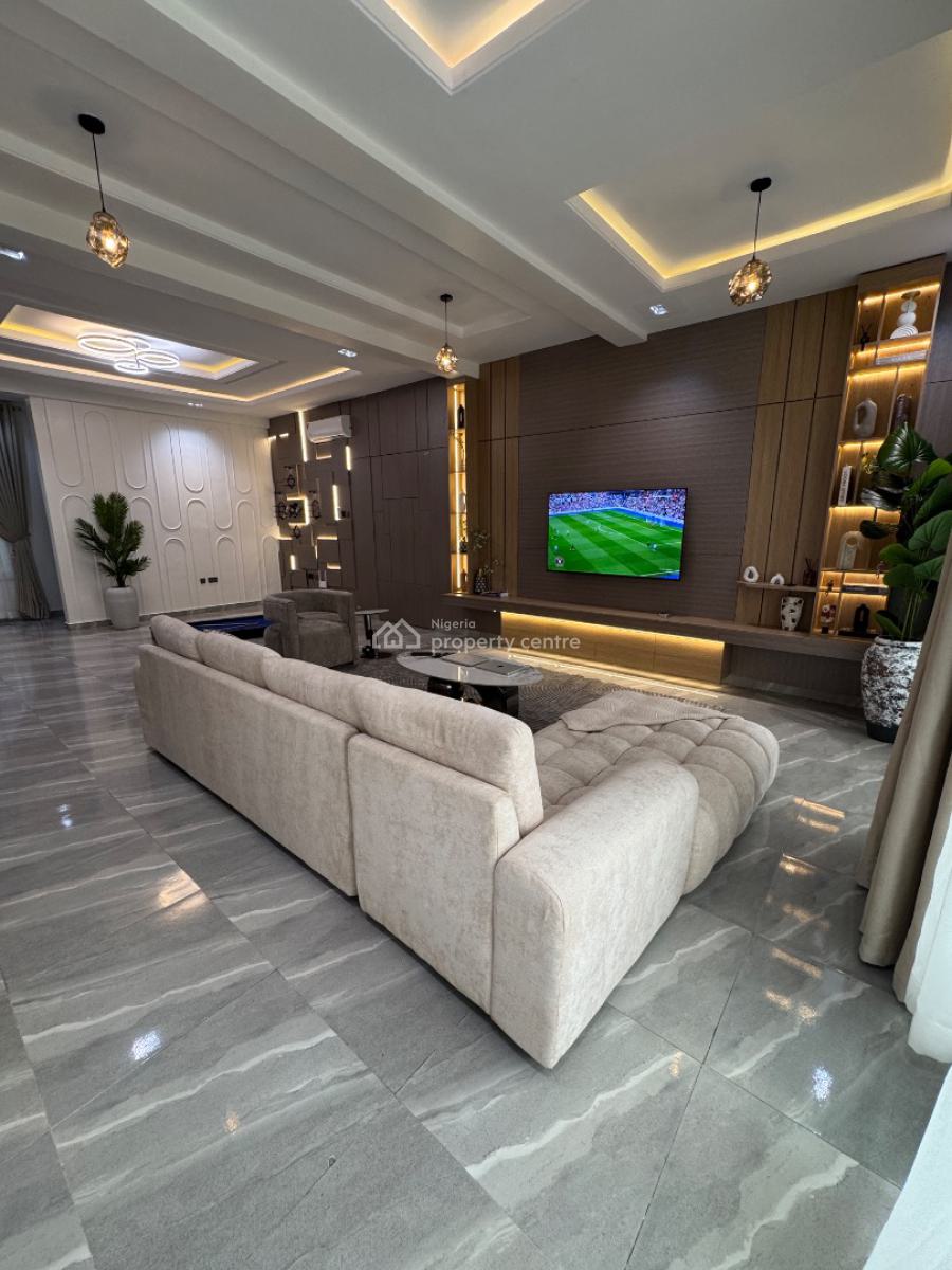 Brand New 2 Bedroom Penthouse with Swimming Pool, Gym, Rooftop, Snooker, Right, Lekki Phase 1, Lekki, Lagos, Flat / Apartment Short Let
