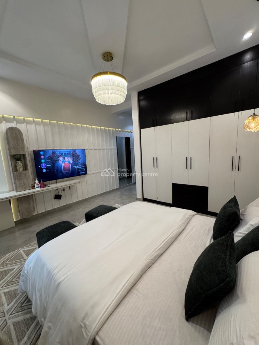 Brand New 2 Bedroom Penthouse with Swimming Pool, Gym, Rooftop, Snooker, Right, Lekki Phase 1, Lekki, Lagos, Flat / Apartment Short Let