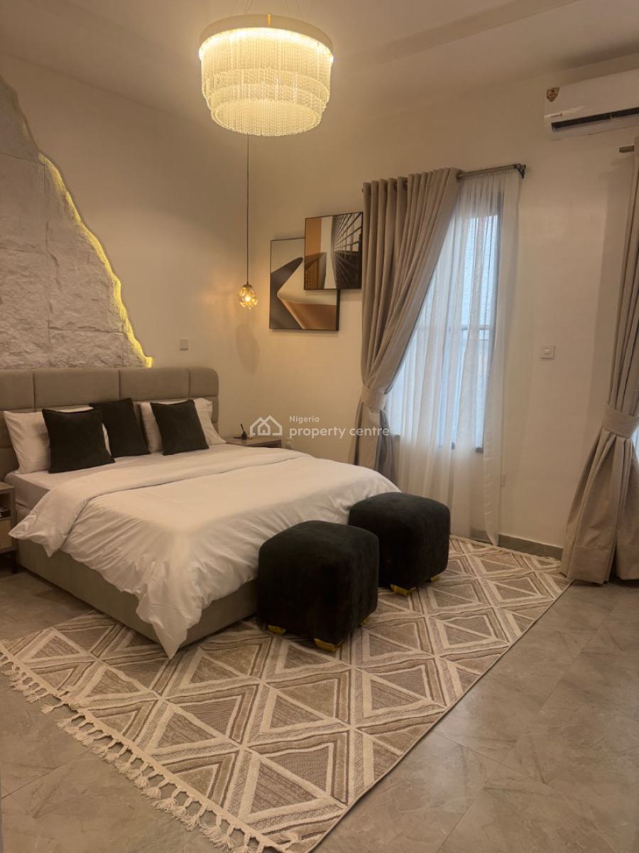Brand New 2 Bedroom Penthouse with Swimming Pool, Gym, Rooftop, Snooker, Right, Lekki Phase 1, Lekki, Lagos, Flat / Apartment Short Let