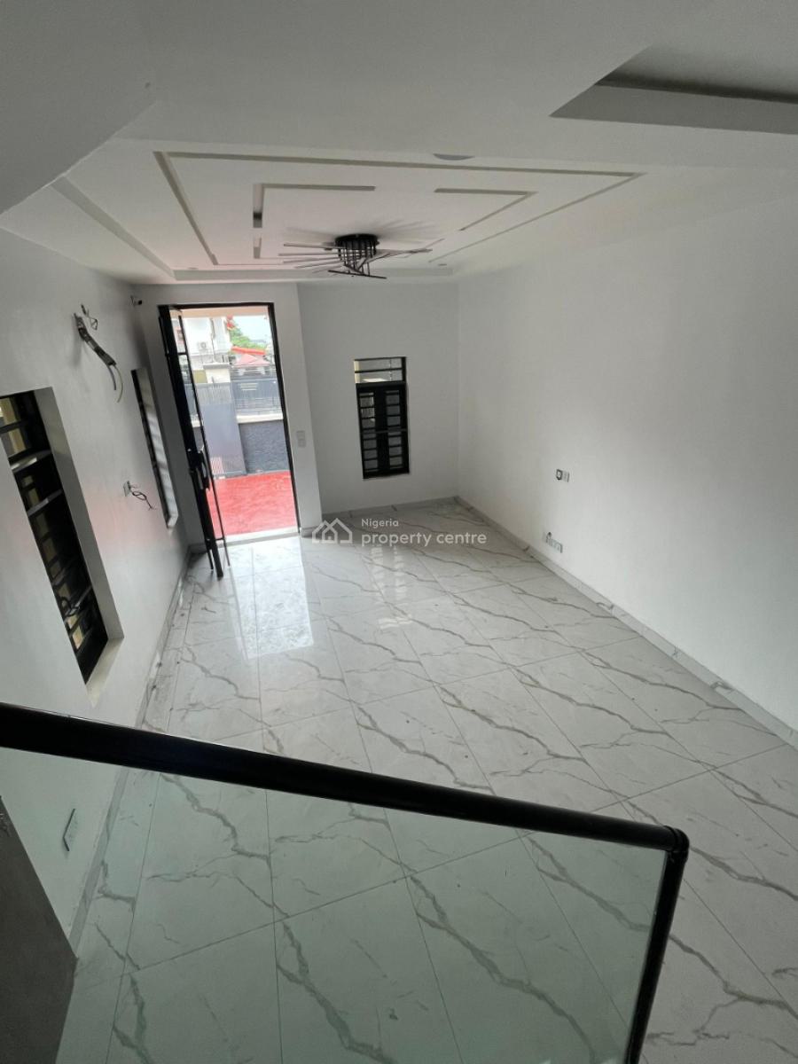 4 Bedroom Semi Detached Duplex, Gra Phase 1, Magodo, Lagos, Semi-detached Duplex for Sale