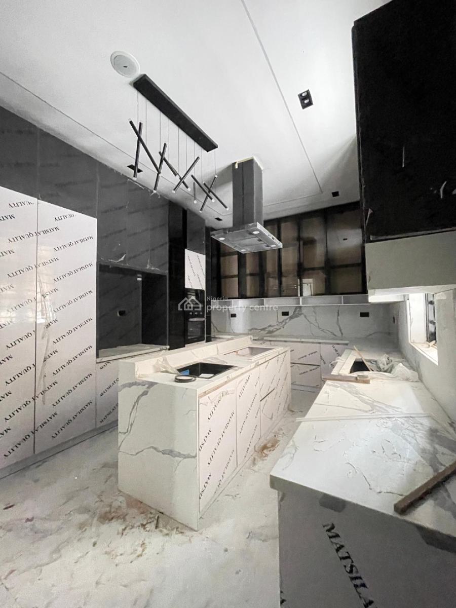 Massive 5 Bedroom Duplex with a Pool.cinema and a Bq, Lekki Phase 1, Lekki, Lagos, House for Sale
