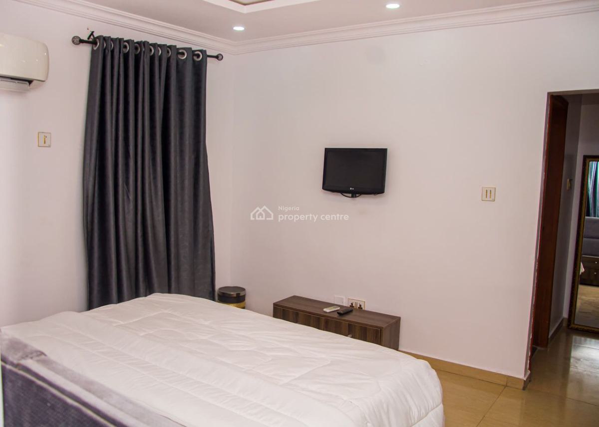 45 Rooms Functioning Hotel, Alausa, Ikeja, Lagos, Hotel / Guest House for Sale