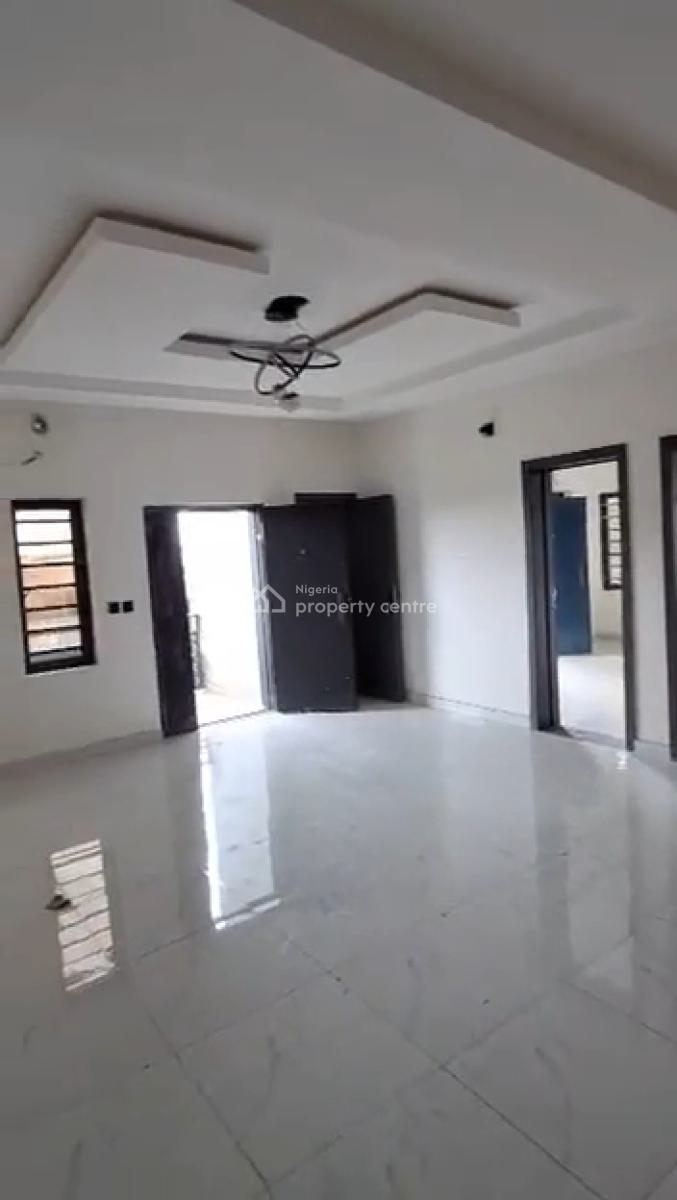 2 Bedroom Apartment, Gra Phase 1, Magodo, Lagos, Flat / Apartment for Sale