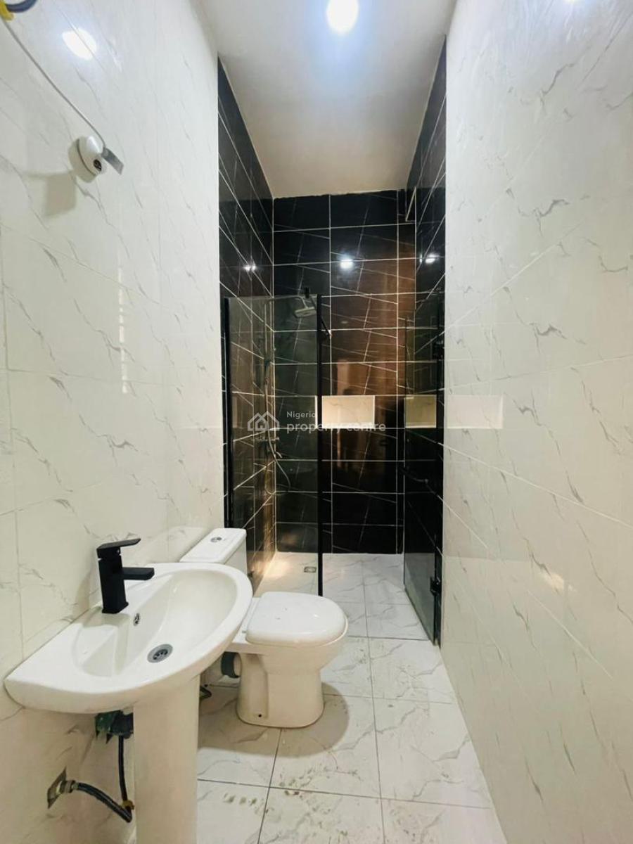 Luxury 2 Bedroom with Swimming Pool in a Serene Estate, Ologolo, Lekki, Lagos, Flat / Apartment for Sale