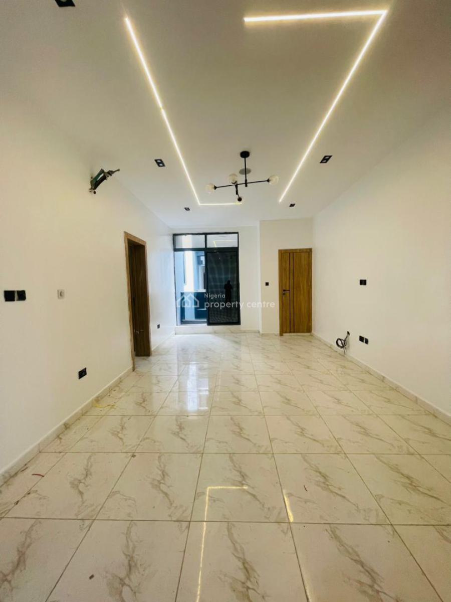 Luxury 2 Bedroom with Swimming Pool in a Serene Estate, Ologolo, Lekki, Lagos, Flat / Apartment for Sale