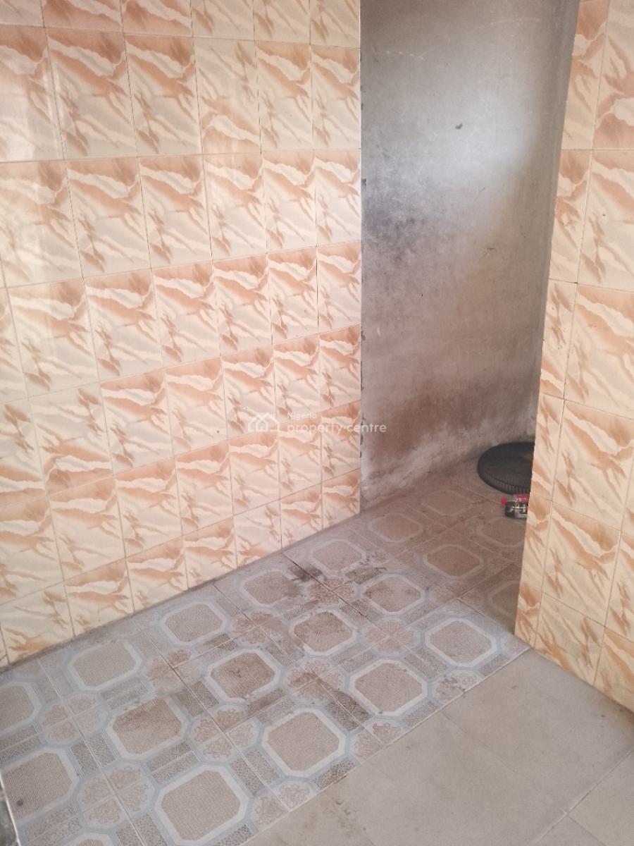 2 Bedrooms Bungalow, Macaulay, Off Bayeku Road, Igbogbo, Ikorodu, Lagos, Detached Bungalow for Sale