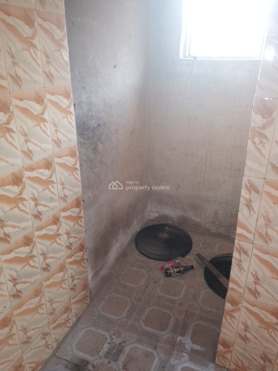 2 Bedrooms Bungalow, Macaulay, Off Bayeku Road, Igbogbo, Ikorodu, Lagos, Detached Bungalow for Sale