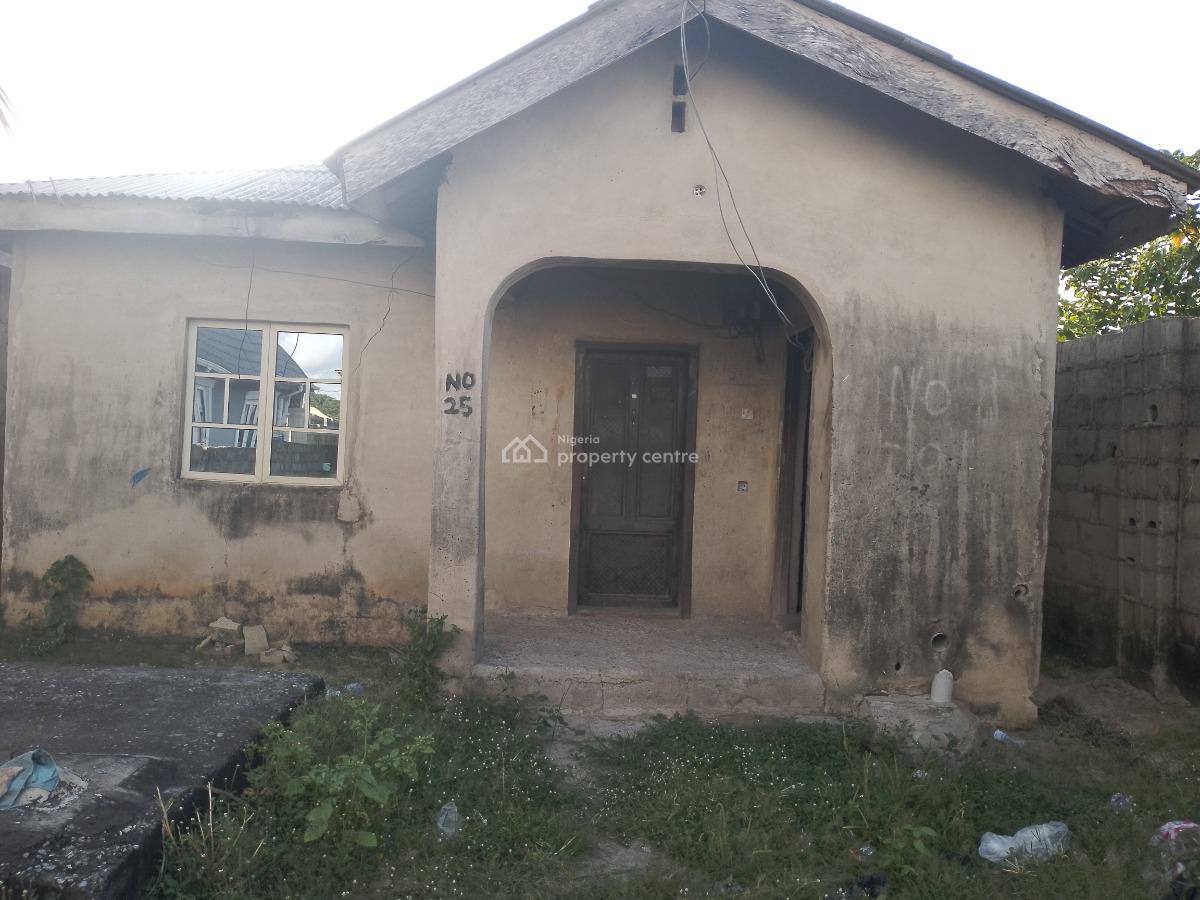 2 Bedrooms Bungalow, Macaulay, Off Bayeku Road, Igbogbo, Ikorodu, Lagos, Detached Bungalow for Sale