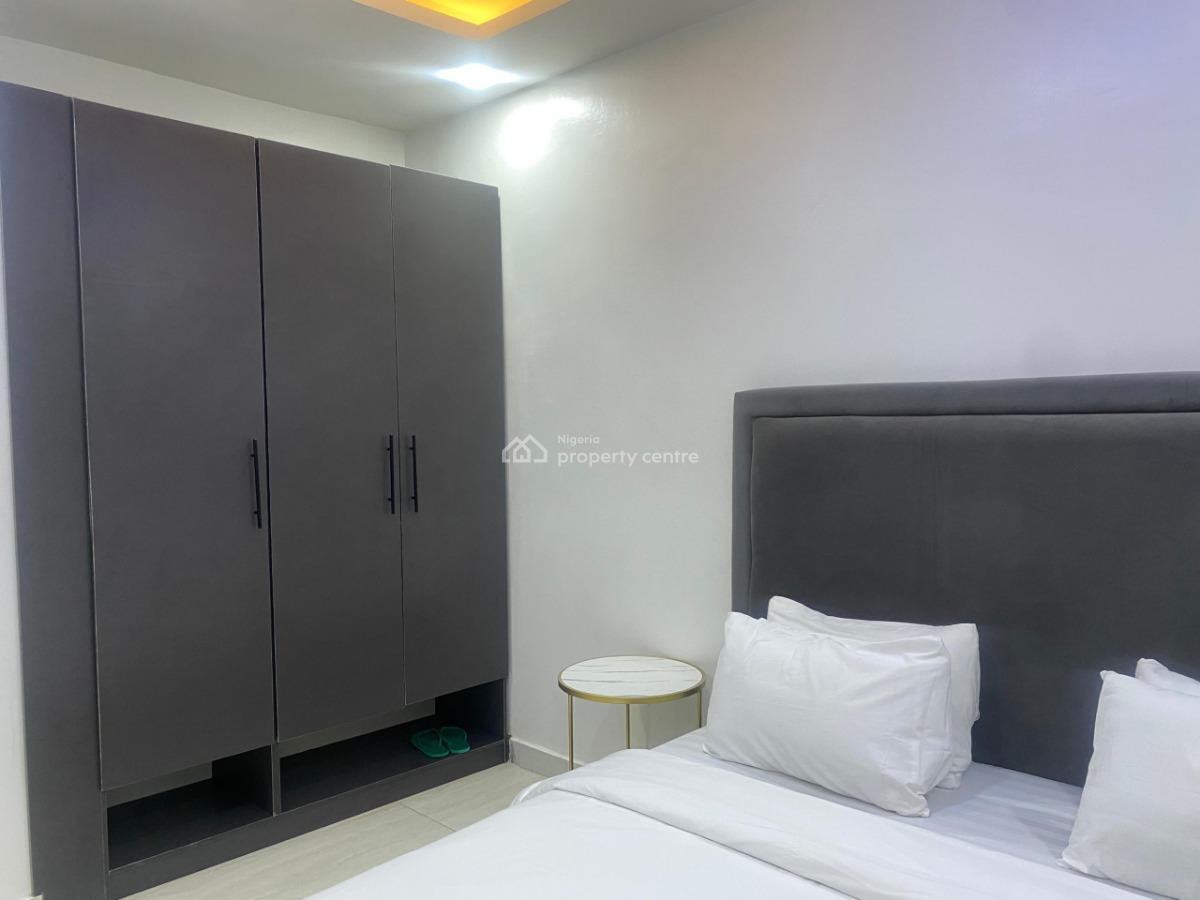Cozy 2 Bedroom Apartment with Rooftop, Off Freedom Way, Lekki Phase 1, Lekki, Lagos, Flat / Apartment Short Let