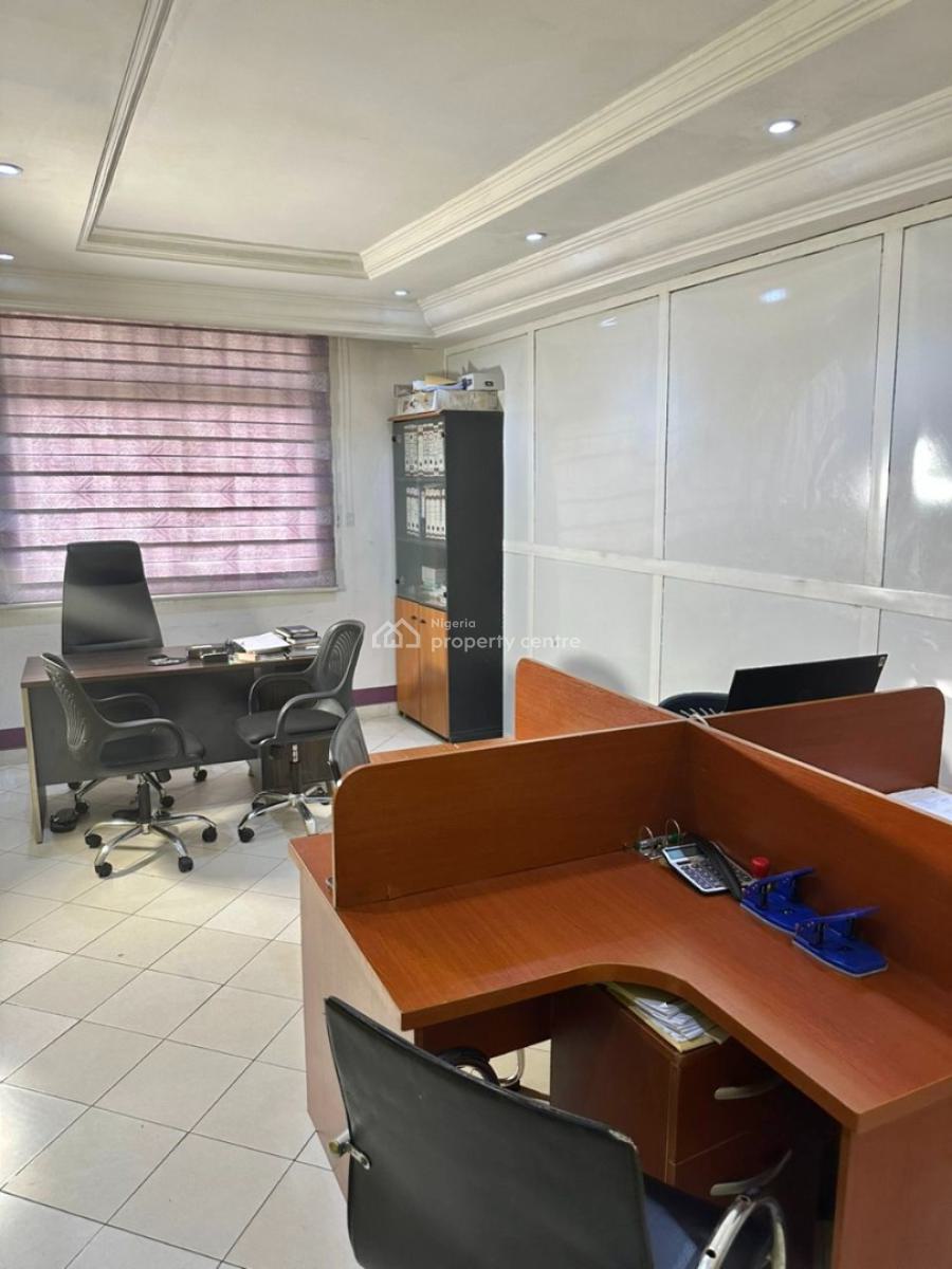 Executive Office Plus Workstation, Kumasi Cresent, Wuse 2, Abuja, Office Space for Rent
