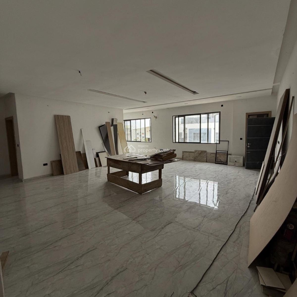 4 Bedroom Penthouse + 1 Maid Room,pool& Elevator, Guzape District, Abuja, Terraced Duplex for Sale
