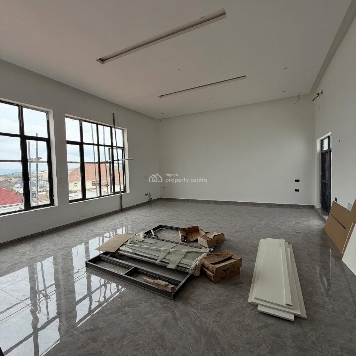 4 Bedroom Penthouse + 1 Maid Room,pool& Elevator, Guzape District, Abuja, Terraced Duplex for Sale