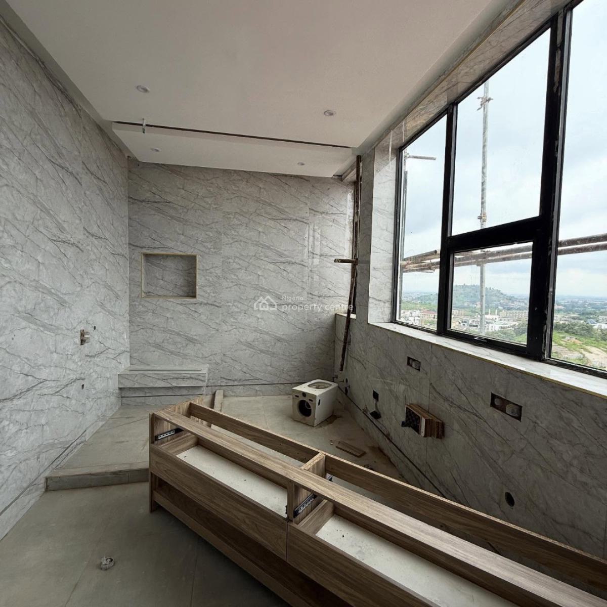 4 Bedroom Penthouse + 1 Maid Room,pool& Elevator, Guzape District, Abuja, Terraced Duplex for Sale