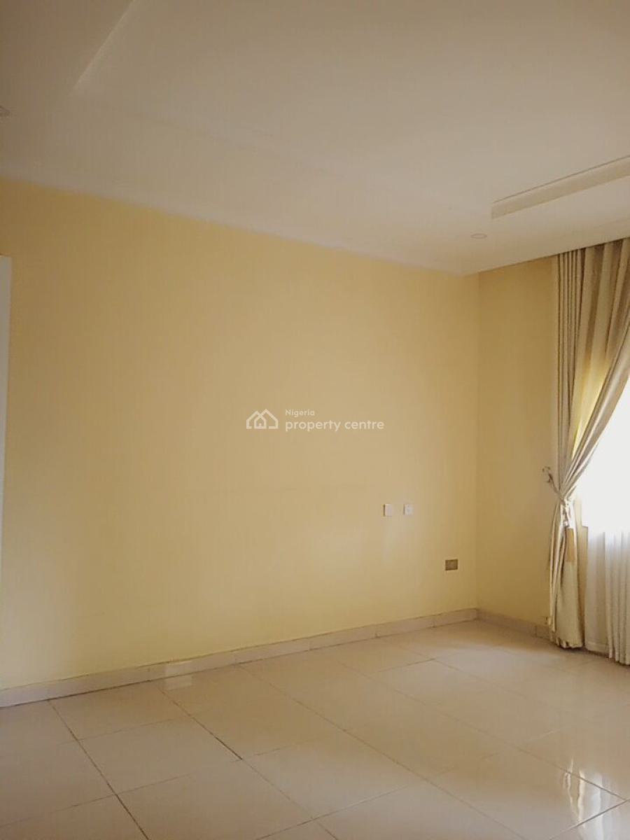 Luxury Spacious 4 Bedroom Duplex with Bq, National Assembly Quarters, Apo, Abuja, Terraced Duplex for Rent