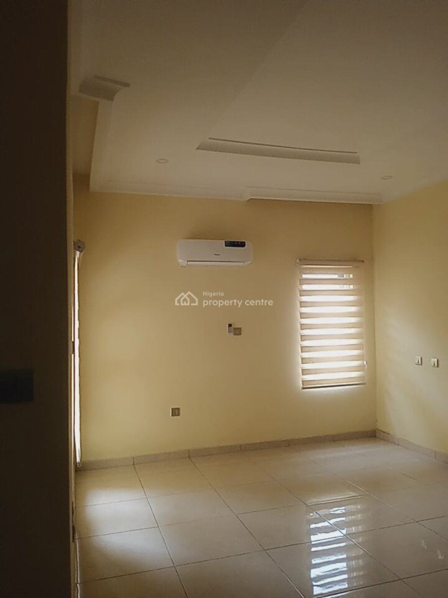 Luxury Spacious 4 Bedroom Duplex with Bq, National Assembly Quarters, Apo, Abuja, Terraced Duplex for Rent