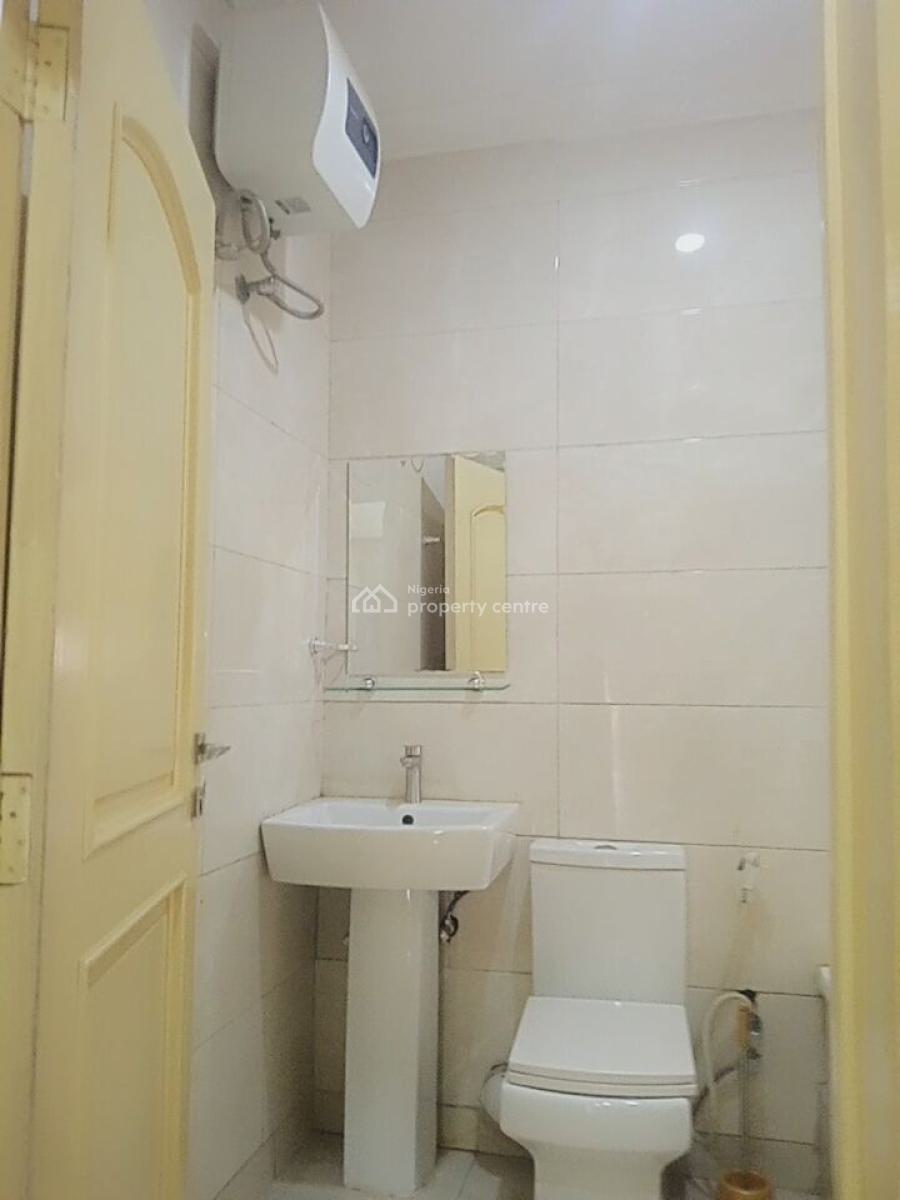 Luxury Spacious 4 Bedroom Duplex with Bq, National Assembly Quarters, Apo, Abuja, Terraced Duplex for Rent