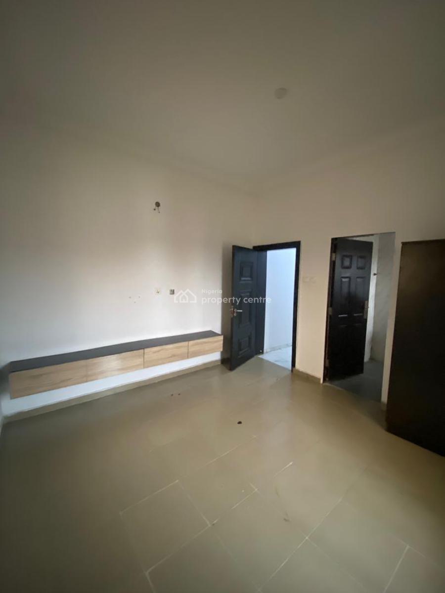 Standard Two Bedroom Apartment, Badore, Ajah, Lagos, Flat / Apartment for Rent