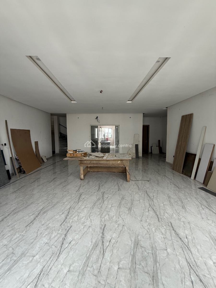 4 Bedroom Penthouse + 1 Maid Room, Guzape District, Abuja, Flat / Apartment for Sale