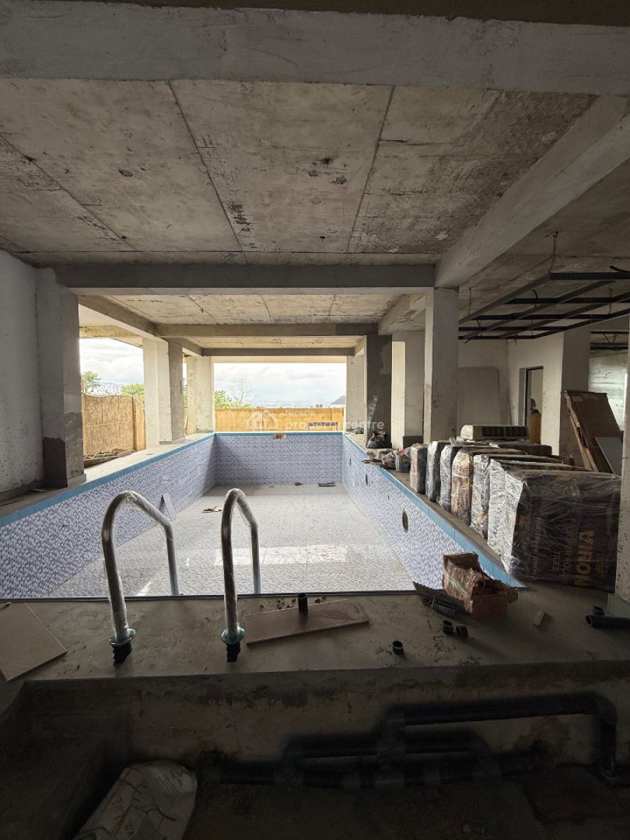 4 Bedroom Penthouse + 1 Maid Room, Guzape District, Abuja, Flat / Apartment for Sale
